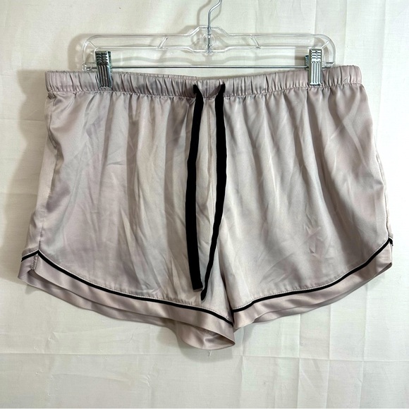 Stars Above Womens Silky Elastic Waist with Drawstring Pajama Shorts Large - Picture 1 of 10